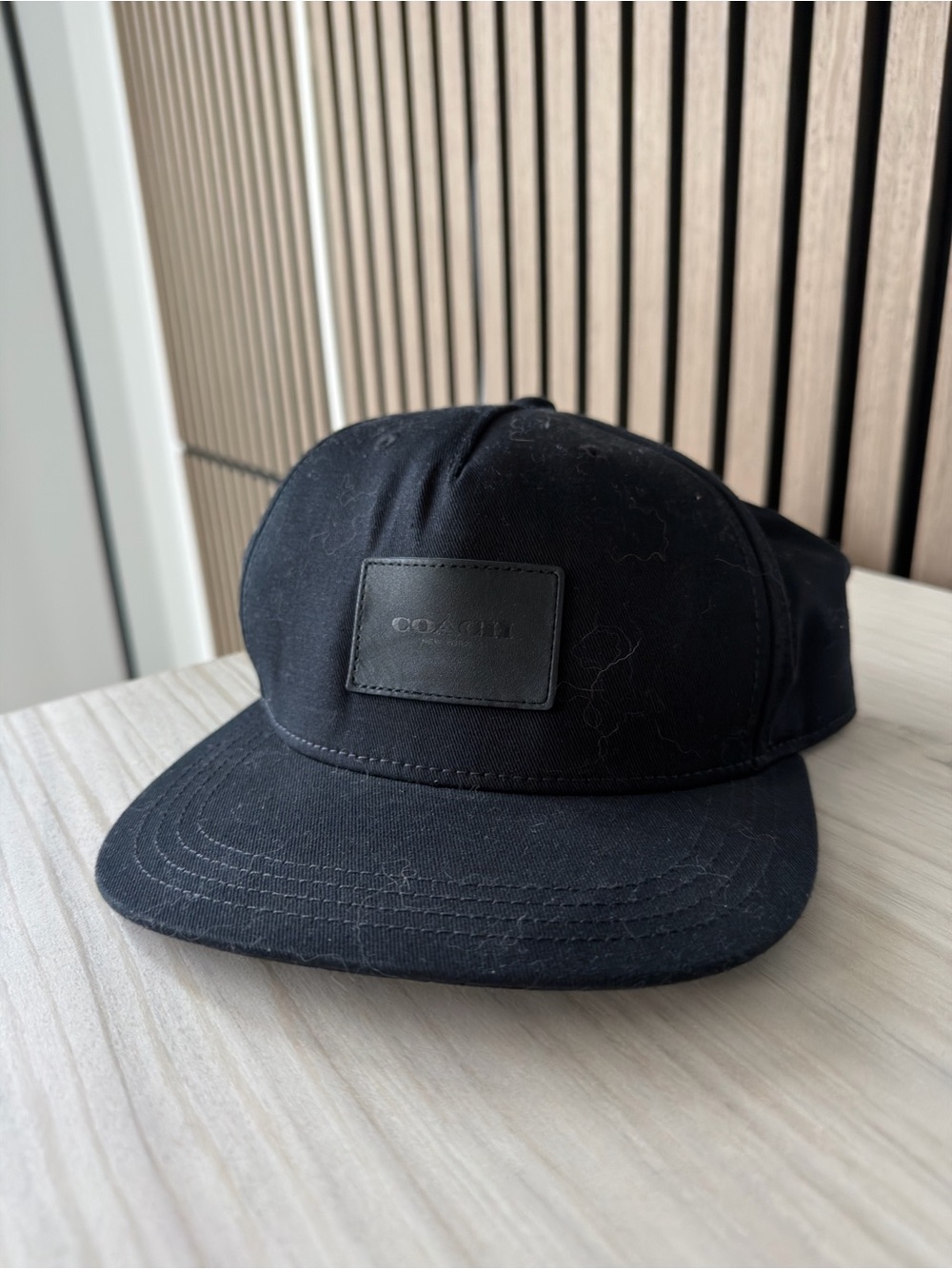 Coach Menโs Flat Bill Hat Black